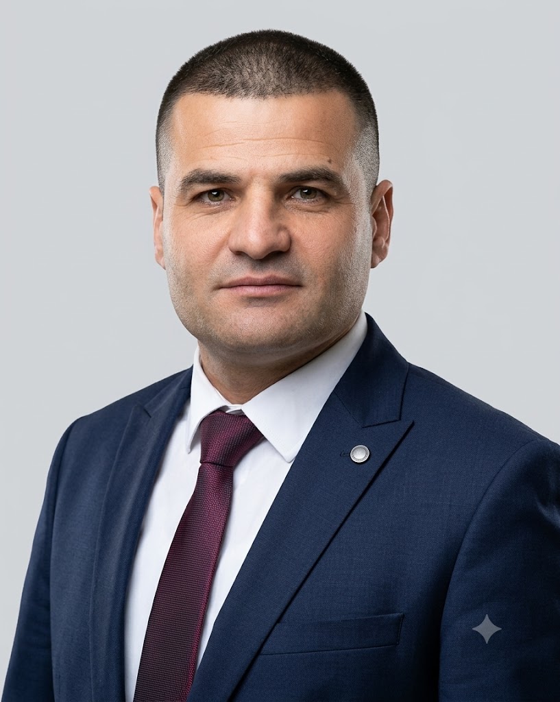 ئەزمەڕ شیراز صفاء
